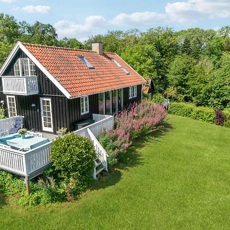 Lovely Home In Svaneke With House Sea View 外观 照片