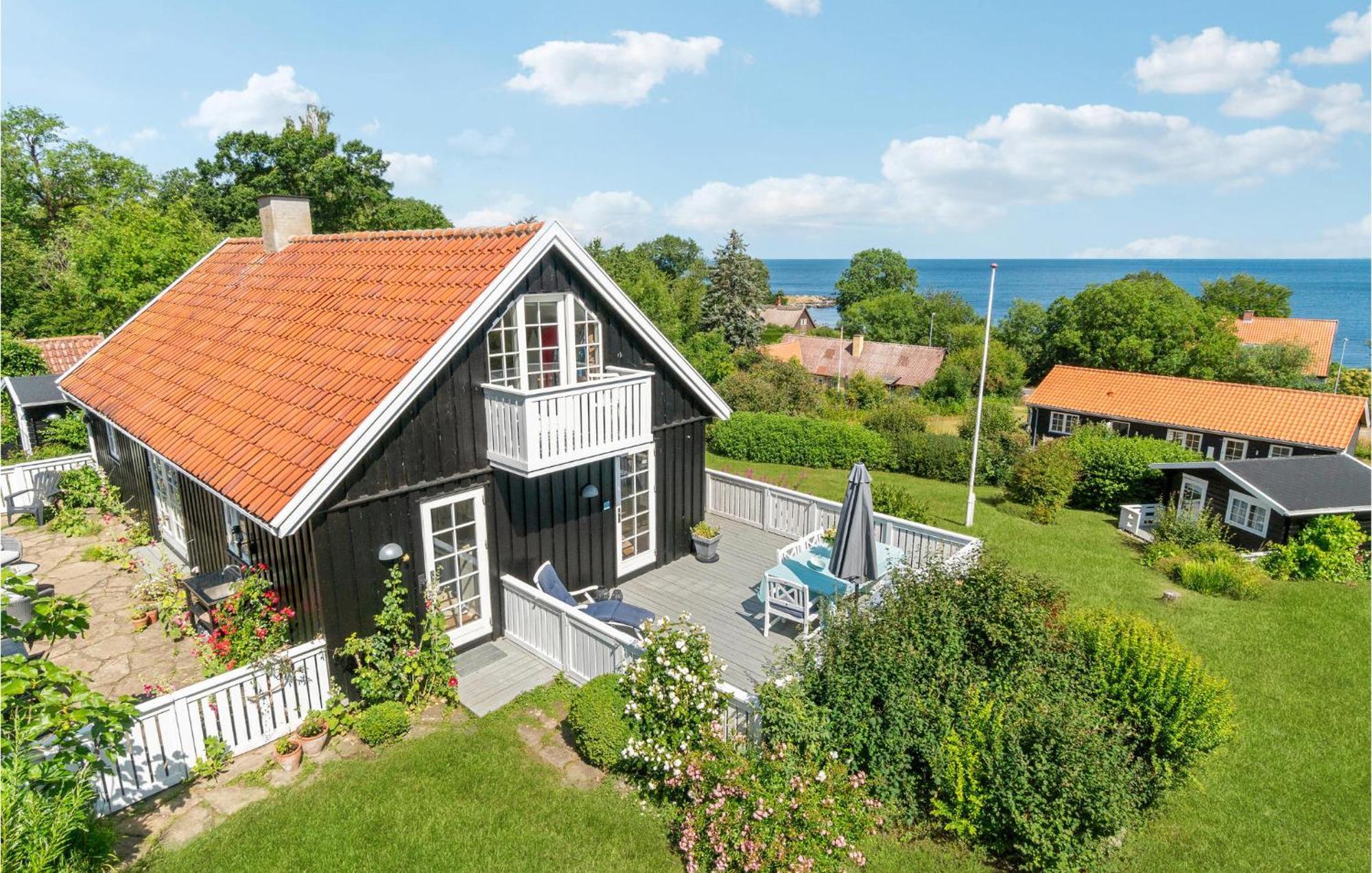Lovely Home In Svaneke With House Sea View 外观 照片